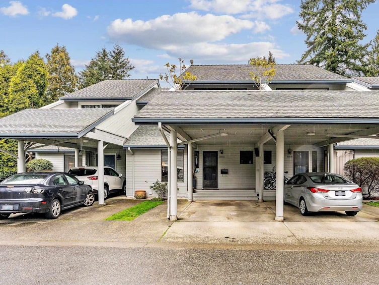15851 Alder Place, Surrey, BC, V4A 5J1