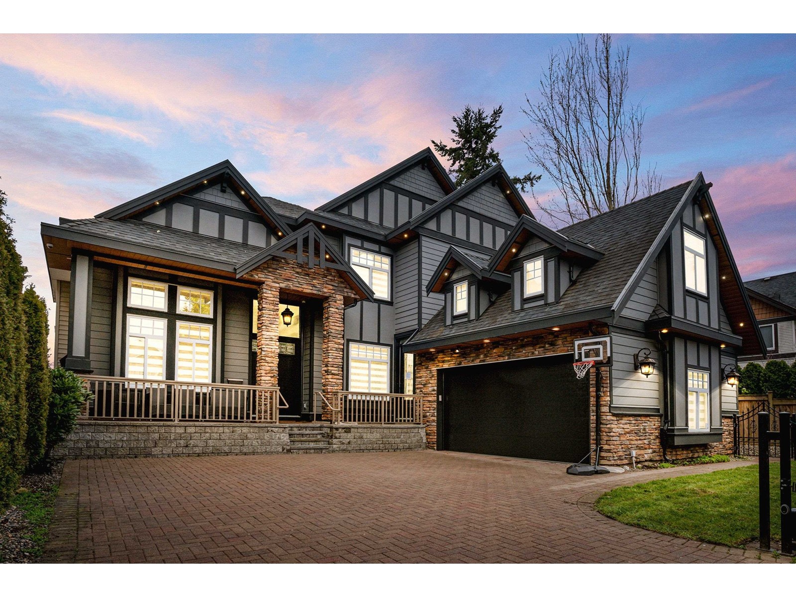 8740 158 Street, Surrey, BC, V4N 1H1