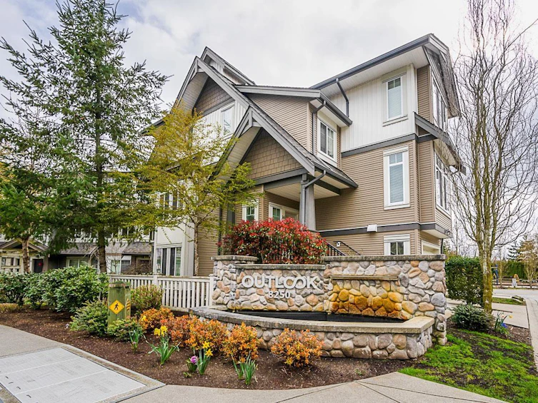 68-8250 209b Street, Langley, BC, V2Y 0J7