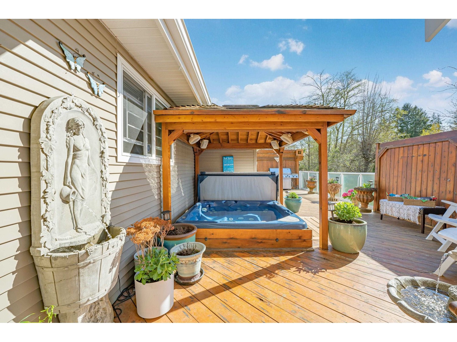 15660 24 Avenue, Surrey, BC, V4A 2J7