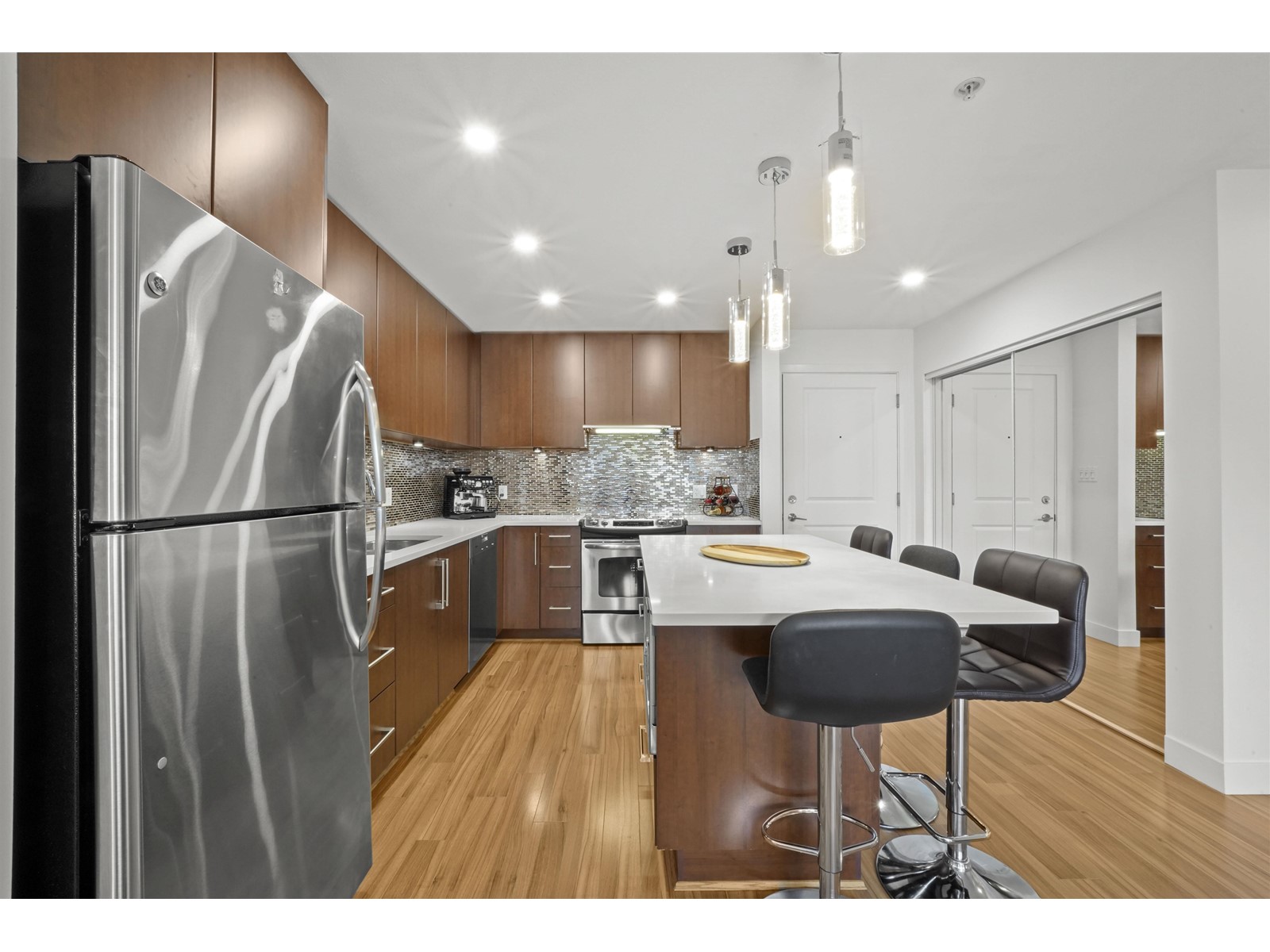 255-15850 26 Avenue, Surrey, BC, V3Z 2N6