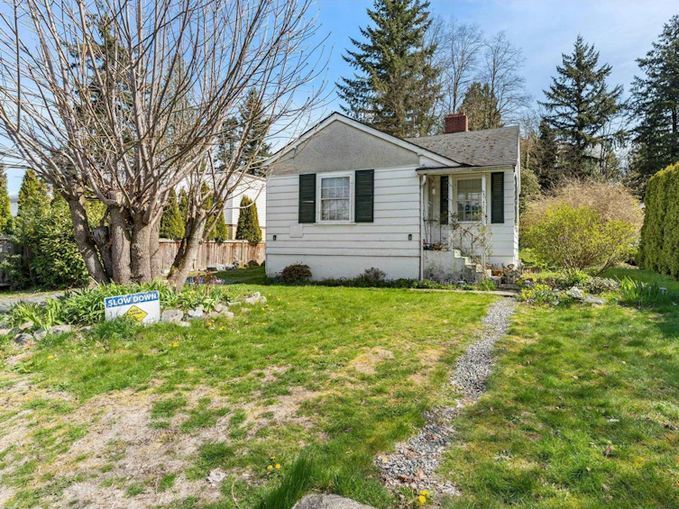 2742 Maple Street, Abbotsford, BC, V2S 3Y6