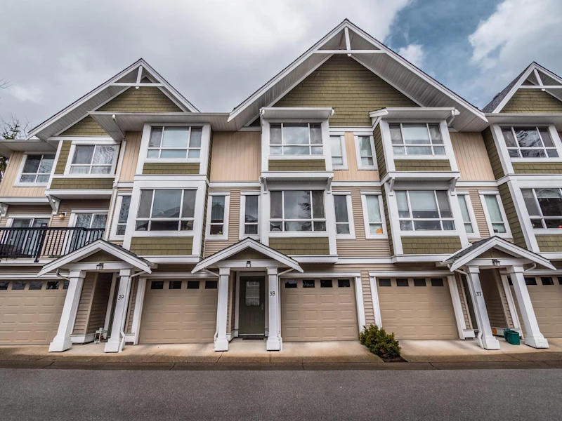 38 - 20159 68th Avenue, Langley BC V2Y 3H9