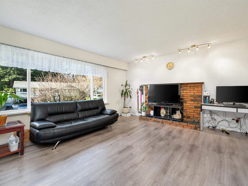 7318 York Crescent, Delta BC V4C 4L5