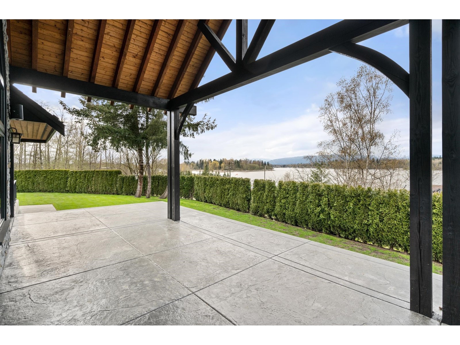 8992 Armstrong Road, Langley, BC, V1M 2R3