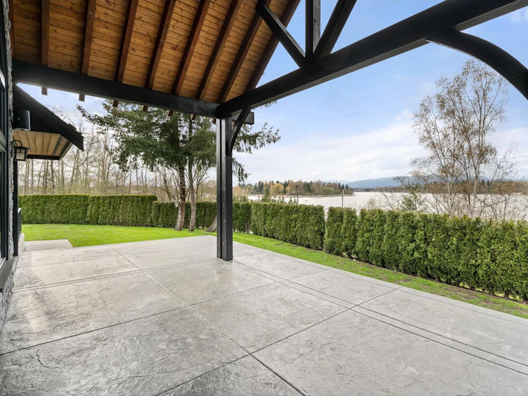 8992 Armstrong Road, Langley, BC, V1M 2R3