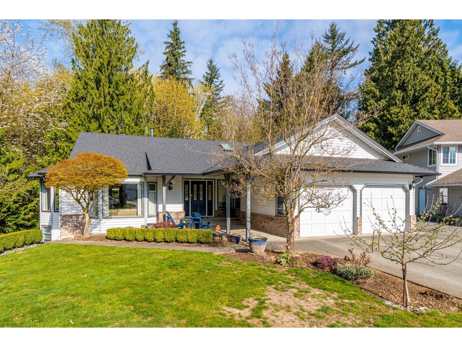 33175 Eastview Court, Abbotsford, BC, V2S 6W3