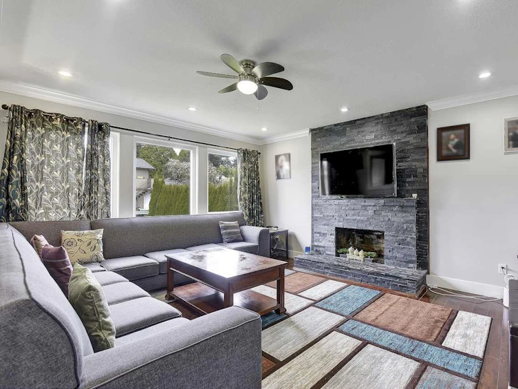 18352 56a Avenue, Surrey, BC, V3S 6E3