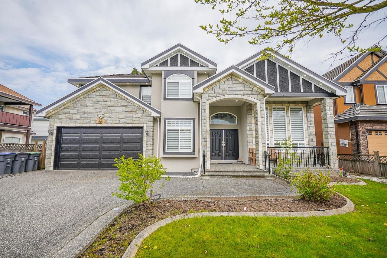 6868 131 Street, Surrey, BC, V3W 1R8