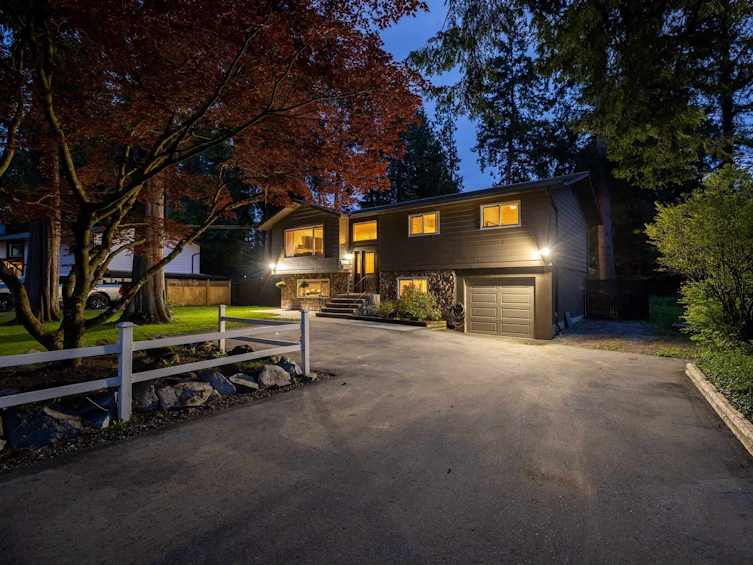 4107 206a Street, Langley, BC, V3A 4Z7