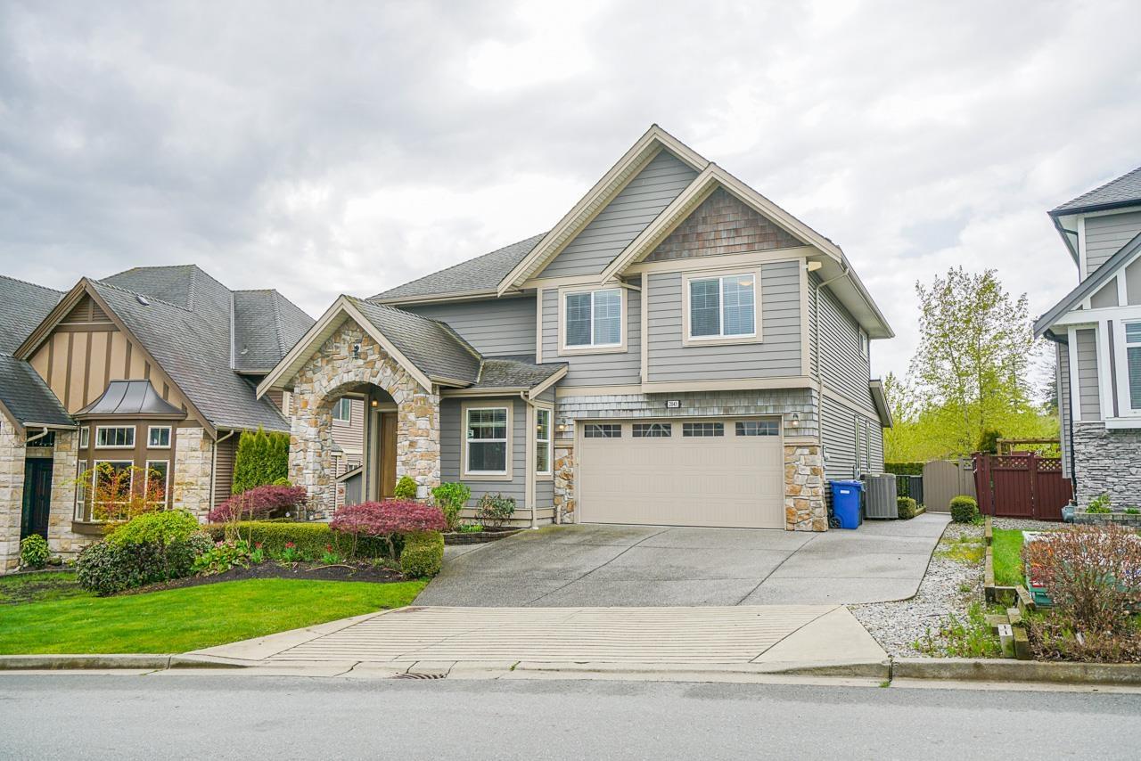 2043 Riesling Drive, Abbotsford, BC, V4X 0A6