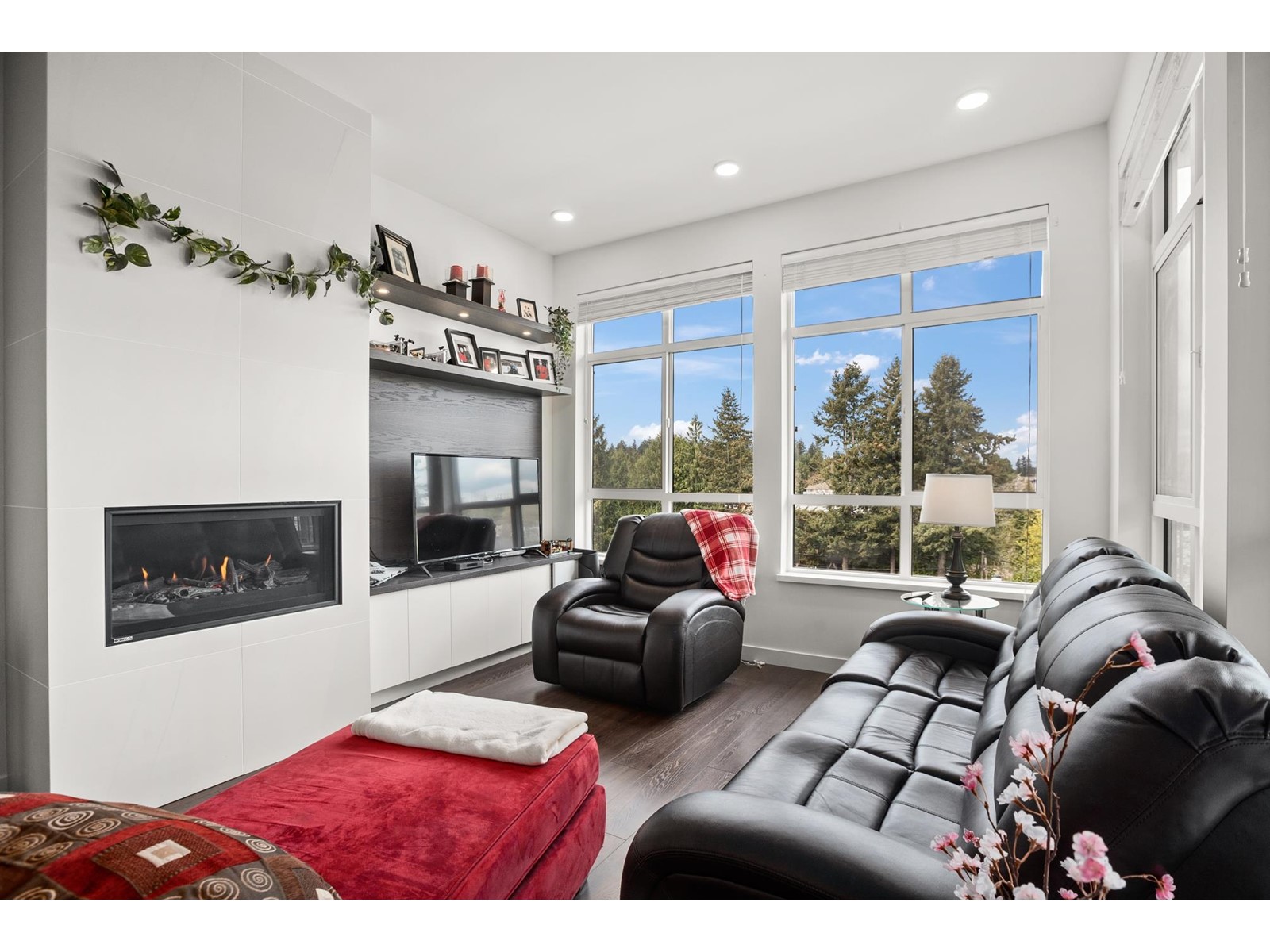 503-33540 Mayfair Avenue, Abbotsford, BC, V2S 0J3