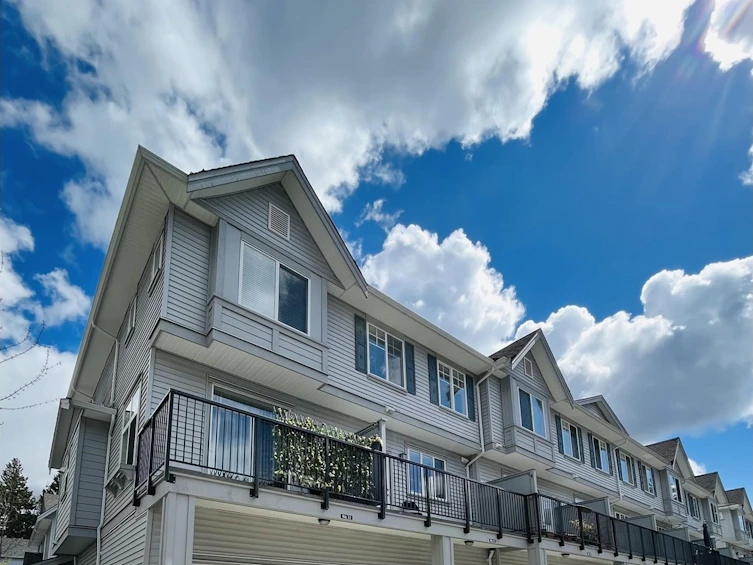 32-5858 142 Street, Surrey, BC, V3X 0H2
