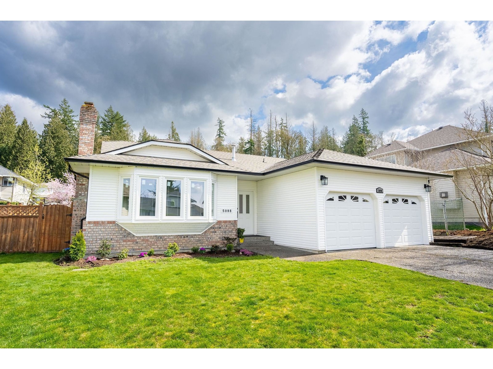 5098 219 Street, Langley, BC, V3A 8P7