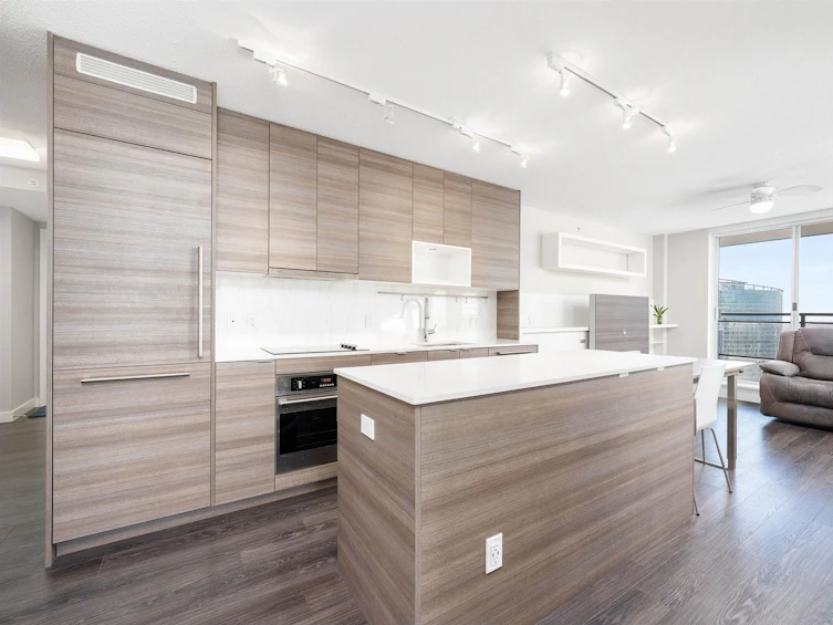 3302-13398 104 Avenue, Surrey, BC, V3T 1V6