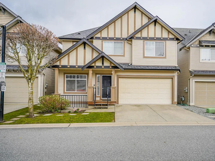8-6195 168 Street, Surrey, BC, V3S 3X9