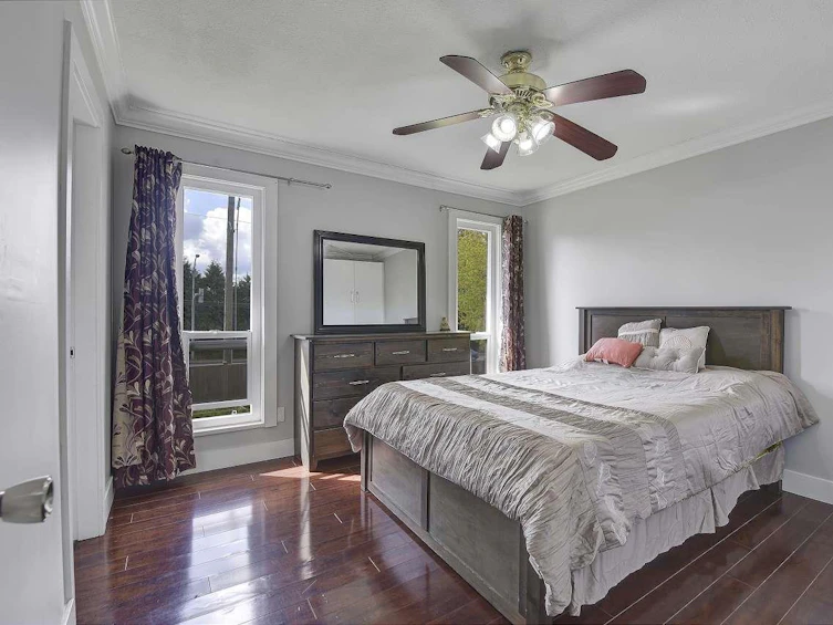 18352 56a Avenue, Surrey, BC, V3S 6E3