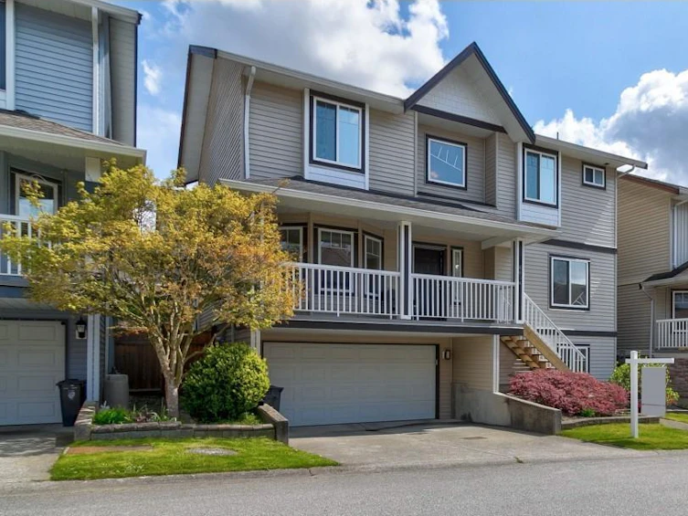 6634 205 Street, Langley, BC, V2Y 2X8
