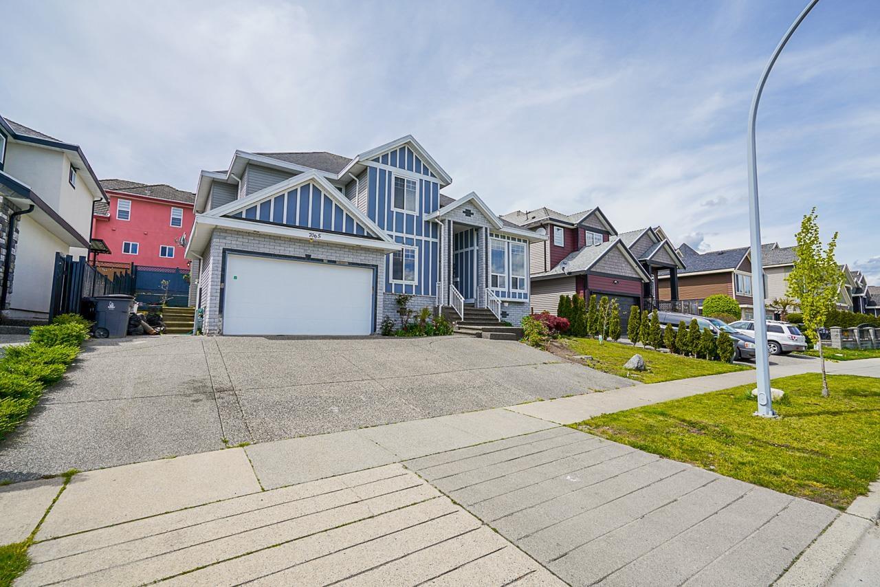 7065 150a Street, Surrey, BC, V3S 2E2