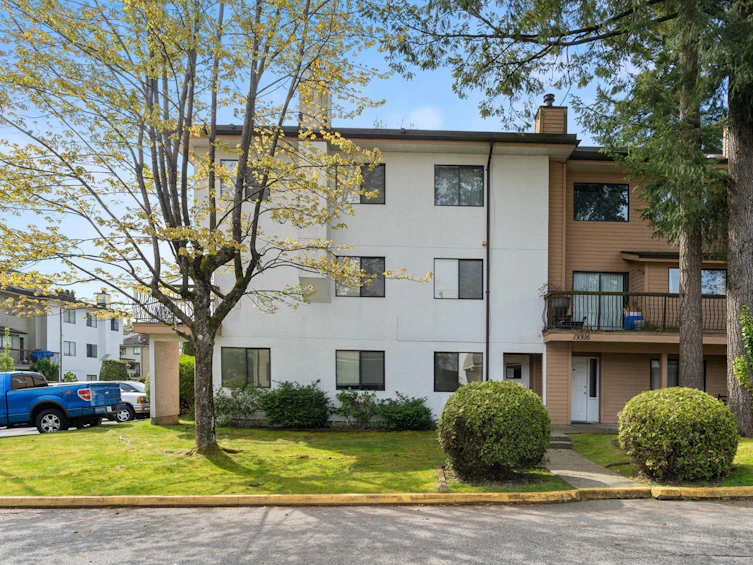 201-13316 71b Avenue, Surrey, BC, V3W 7Z4