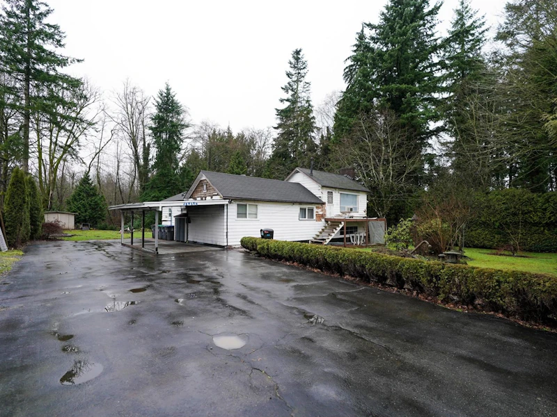 3347 King George Boulevard, Surrey BC V4P 1B7