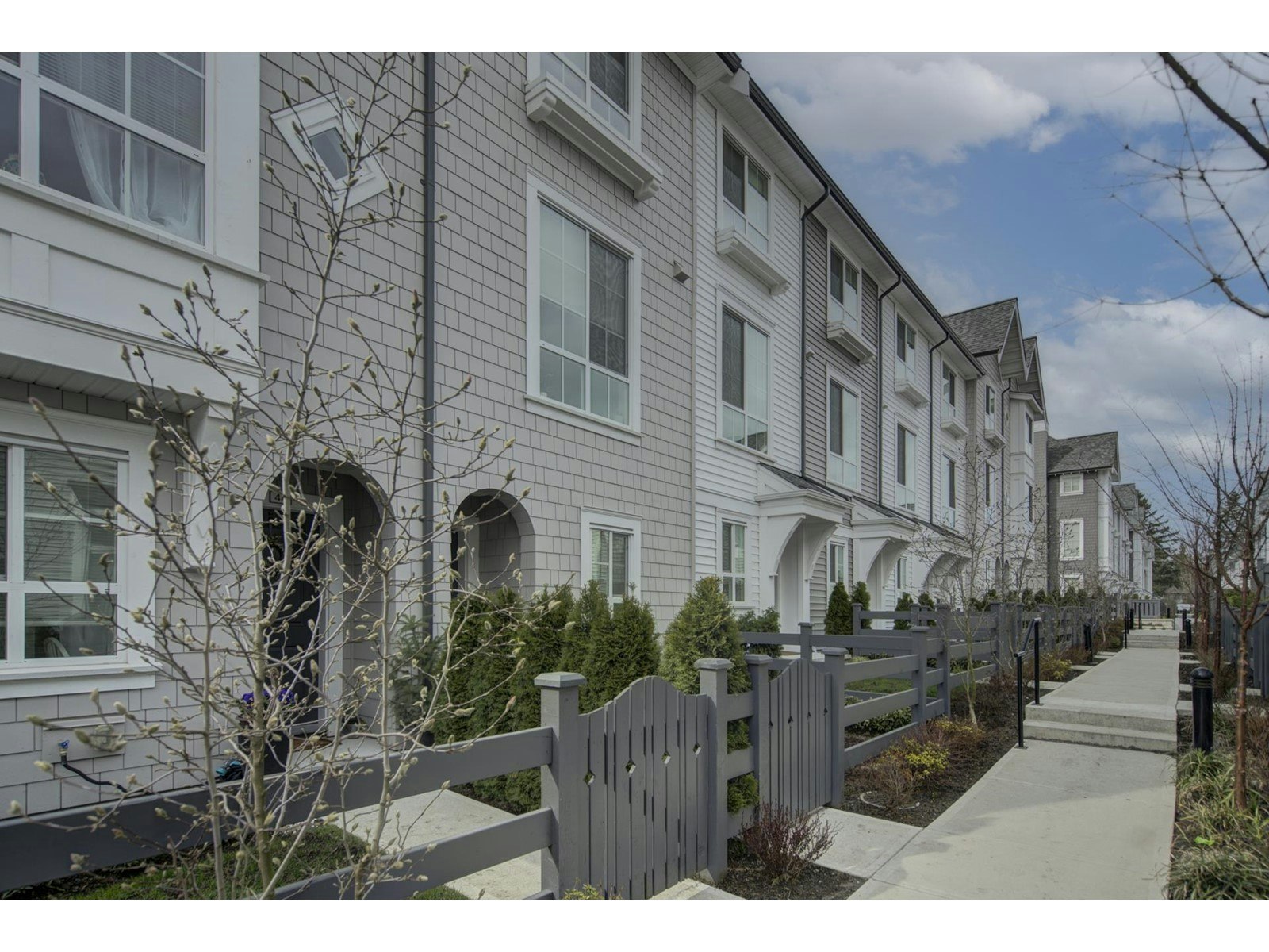 45-2838 Livingstone Avenue, Abbotsford, BC, V2T 0J1