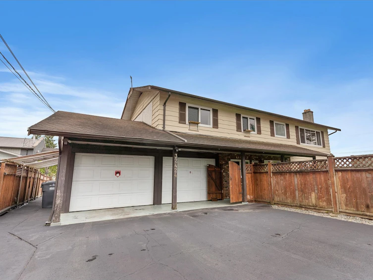 32424 Montgomery Avenue, Abbotsford, BC, V2T 6A3