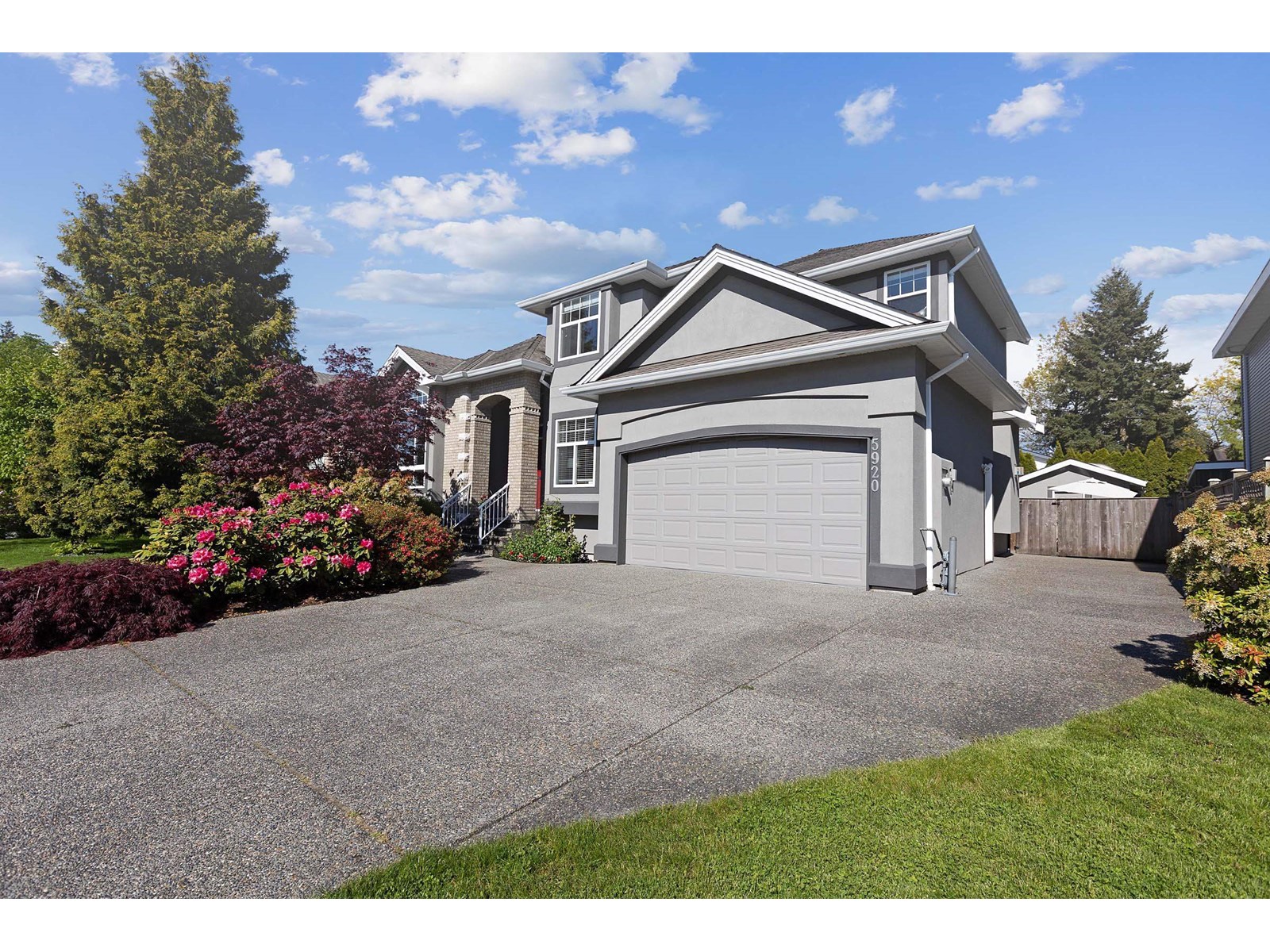 5920 168a Street, Surrey, BC, V3S 9A3