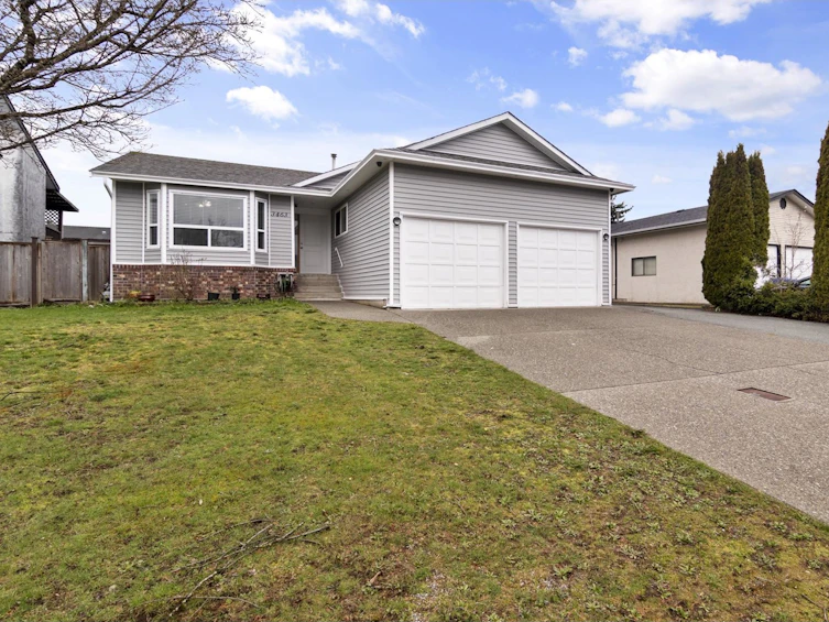 3463 Saanich Street, Abbotsford, BC, V2T 4Z3