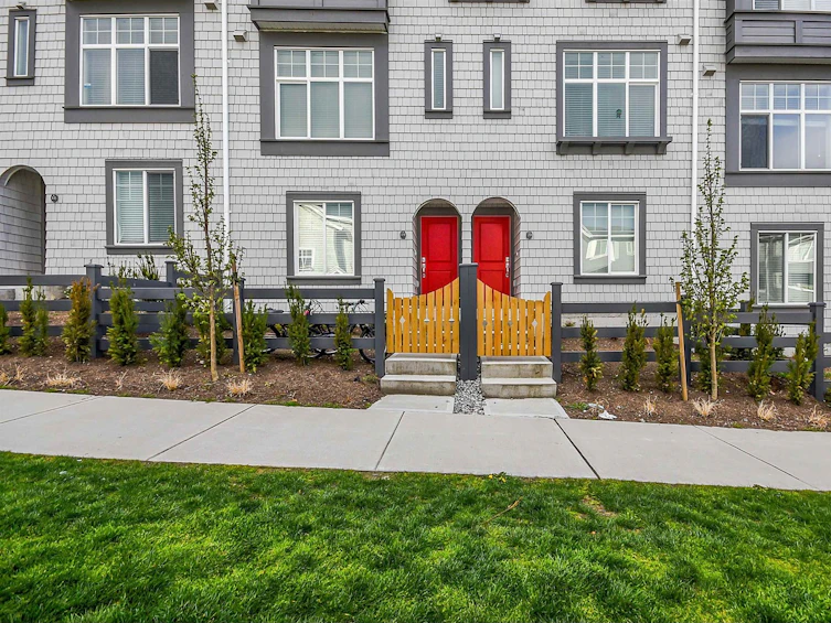 20-13629 81a Avenue, Surrey, BC, V3W 3M4