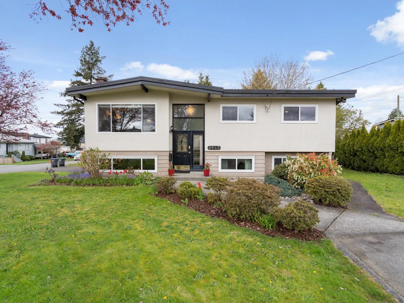 8643 155th Street, Surrey BC V3S 3P8