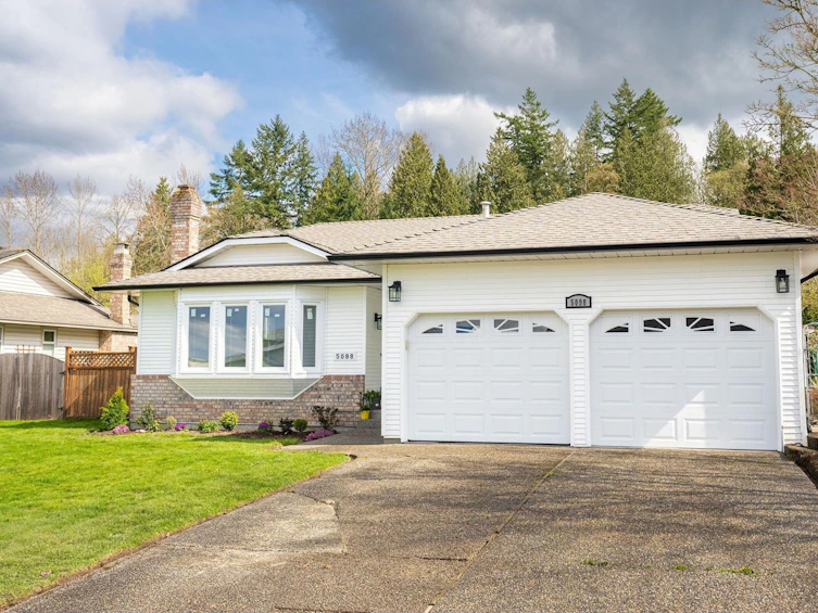 5098 219 Street, Langley, BC, V3A 8P7