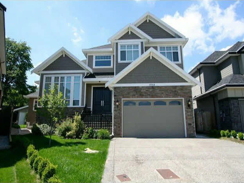 17018 79b Avenue, Surrey BC V4N 0C6