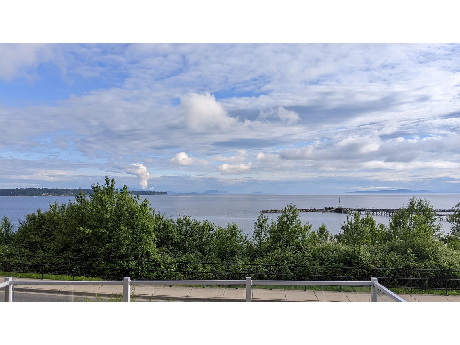 105-15165 Marine Drive, Surrey, BC, V4B 1C5