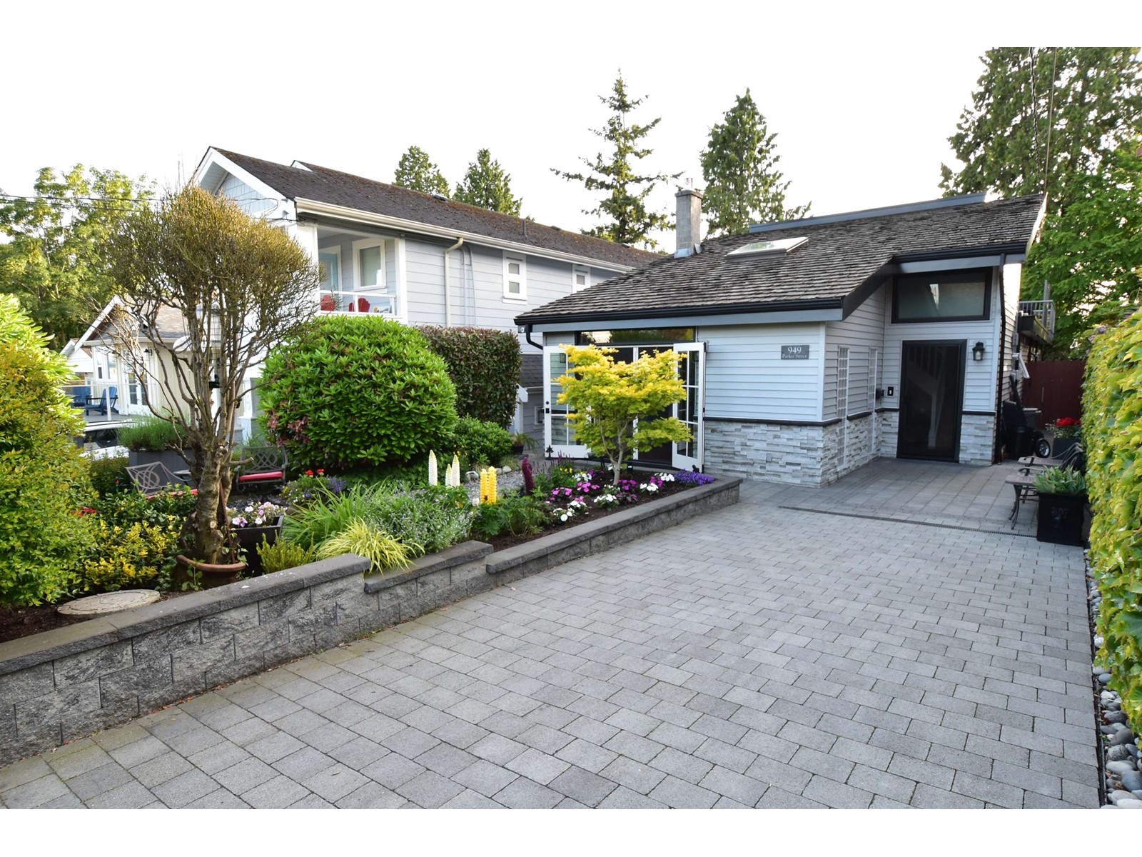 949 Parker Street, Surrey, BC, V4B 4R5