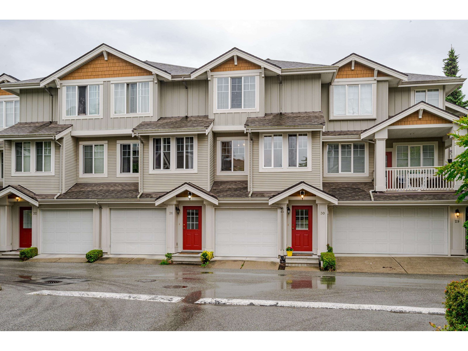 30-14877 58 Avenue, Surrey, BC, V3S 8Y9