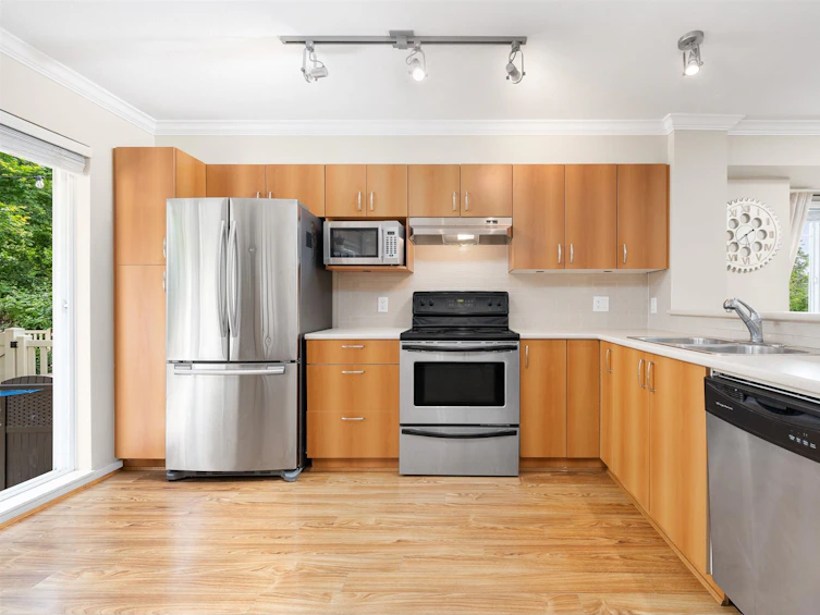 55-15155 62a Avenue, Surrey, BC, V3S 8A6