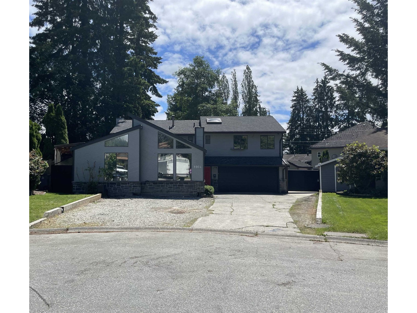 8964 145a Street, Surrey, BC, V3R 7J7