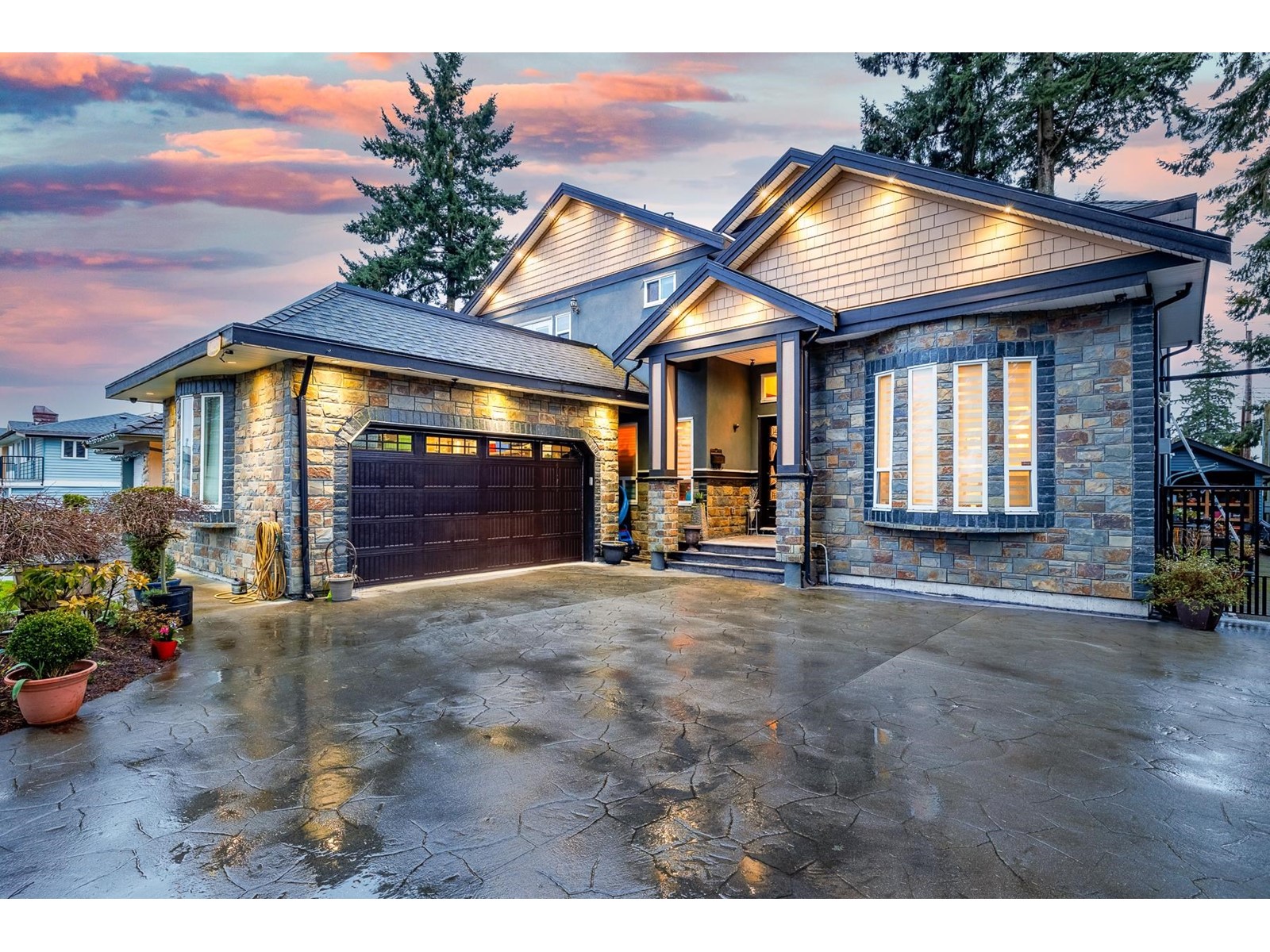 14232 71a Avenue, Surrey, BC, V3W 2L7