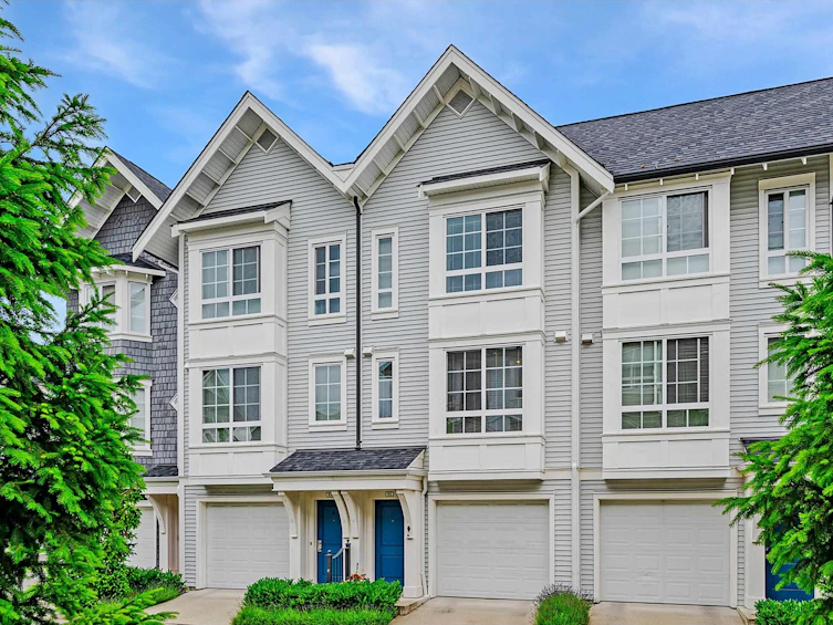 92-8476 207a Street, Langley, BC, V2Y 0S6