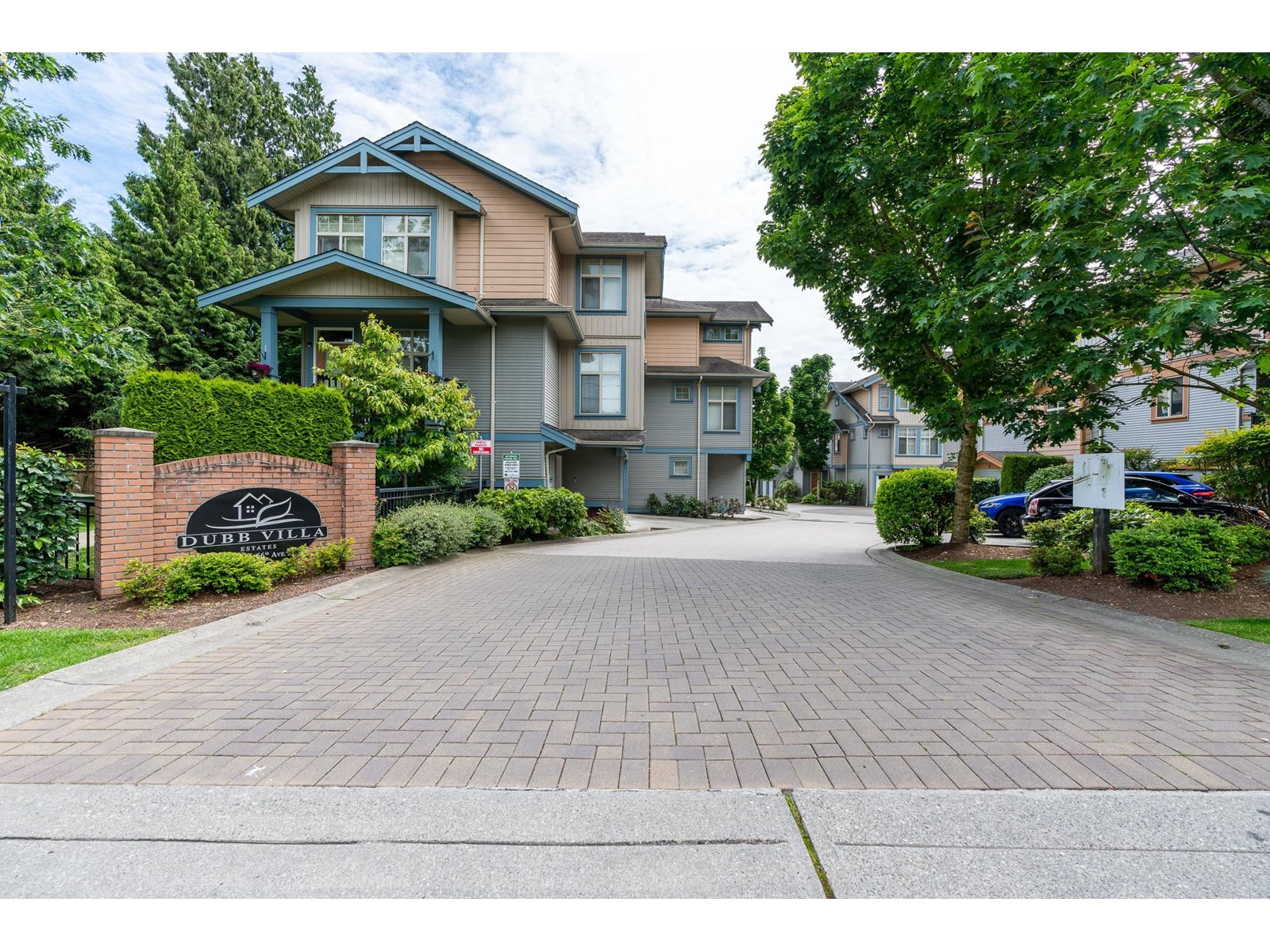 10-12036 66 Avenue, Surrey, BC, V3W 3M2