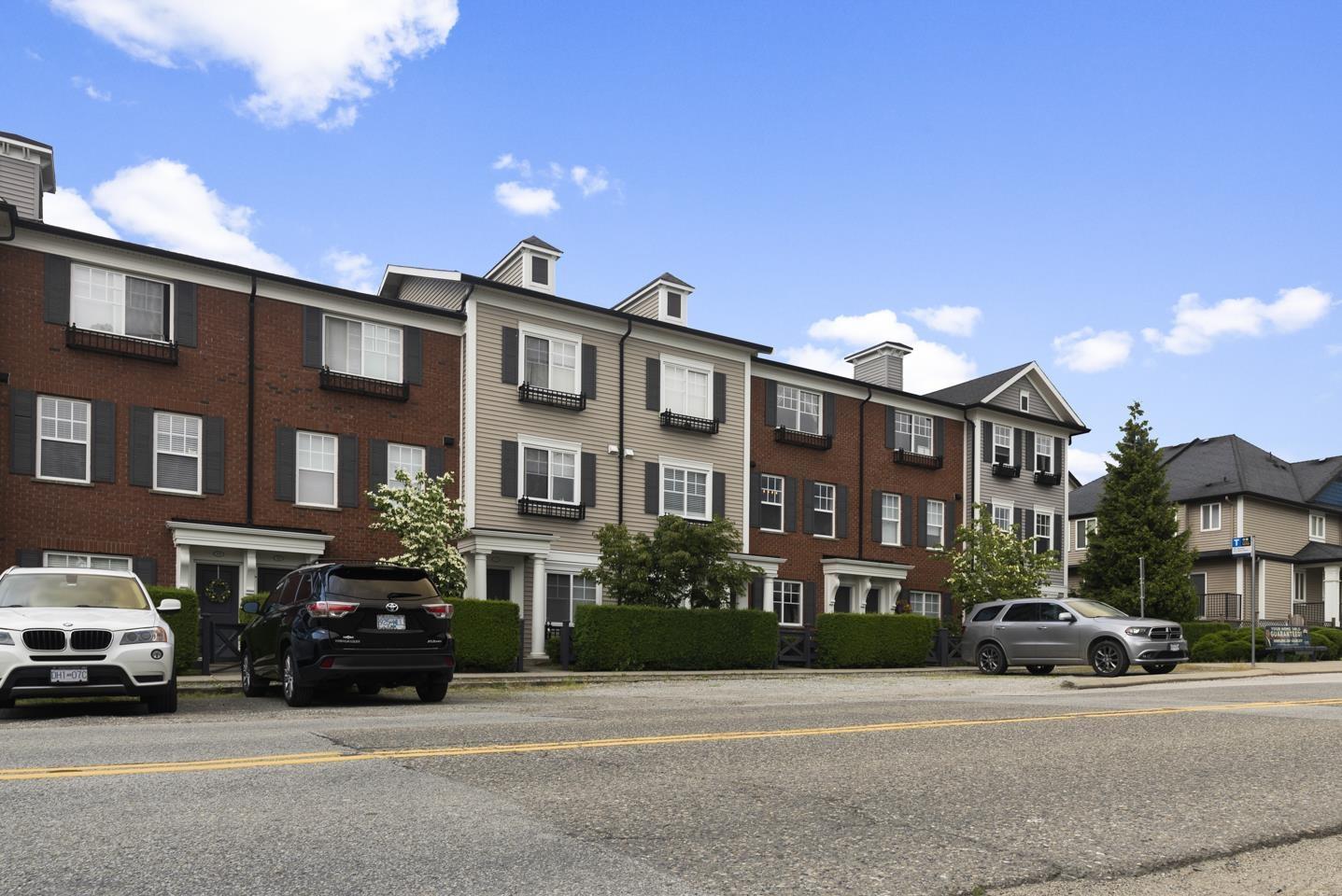 15-7238 189 Street, Surrey, BC, V4N 5Y8