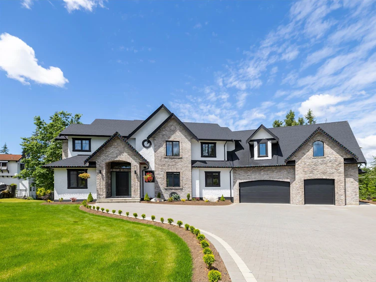 5591 237a Street, Langley, BC, V2Z 0A8