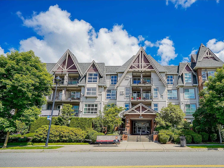 308-17769 57th Avenue, Surrey, BC, V3S 1H1