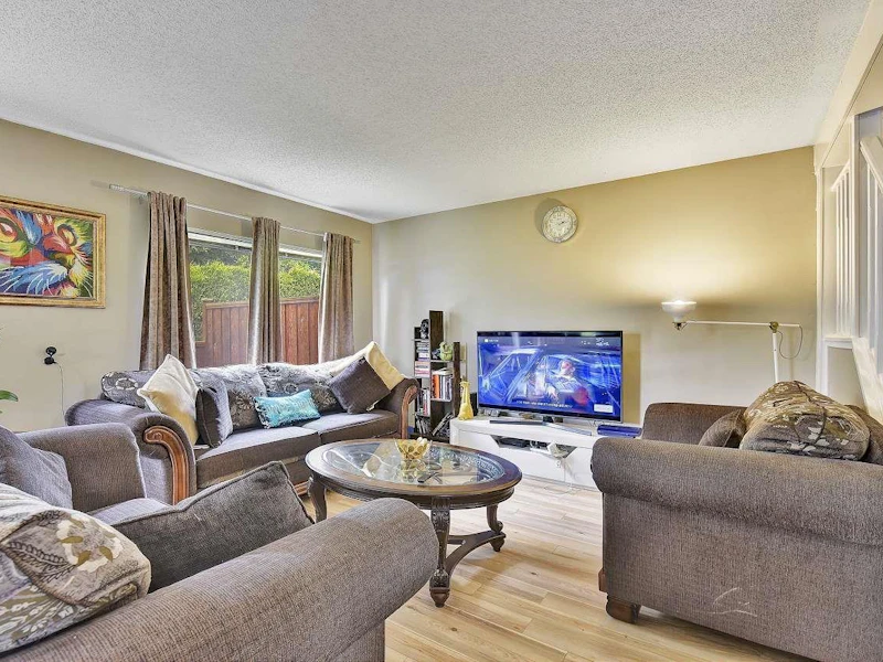 131 - 13880 74th Avenue, Surrey BC V3W 7E6