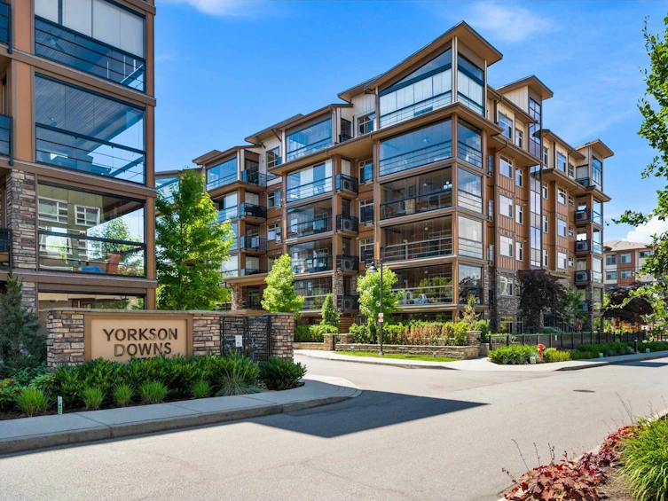 A612-20716 Willoughby Town Centre Drive, Langley, BC, V2Y 3J7