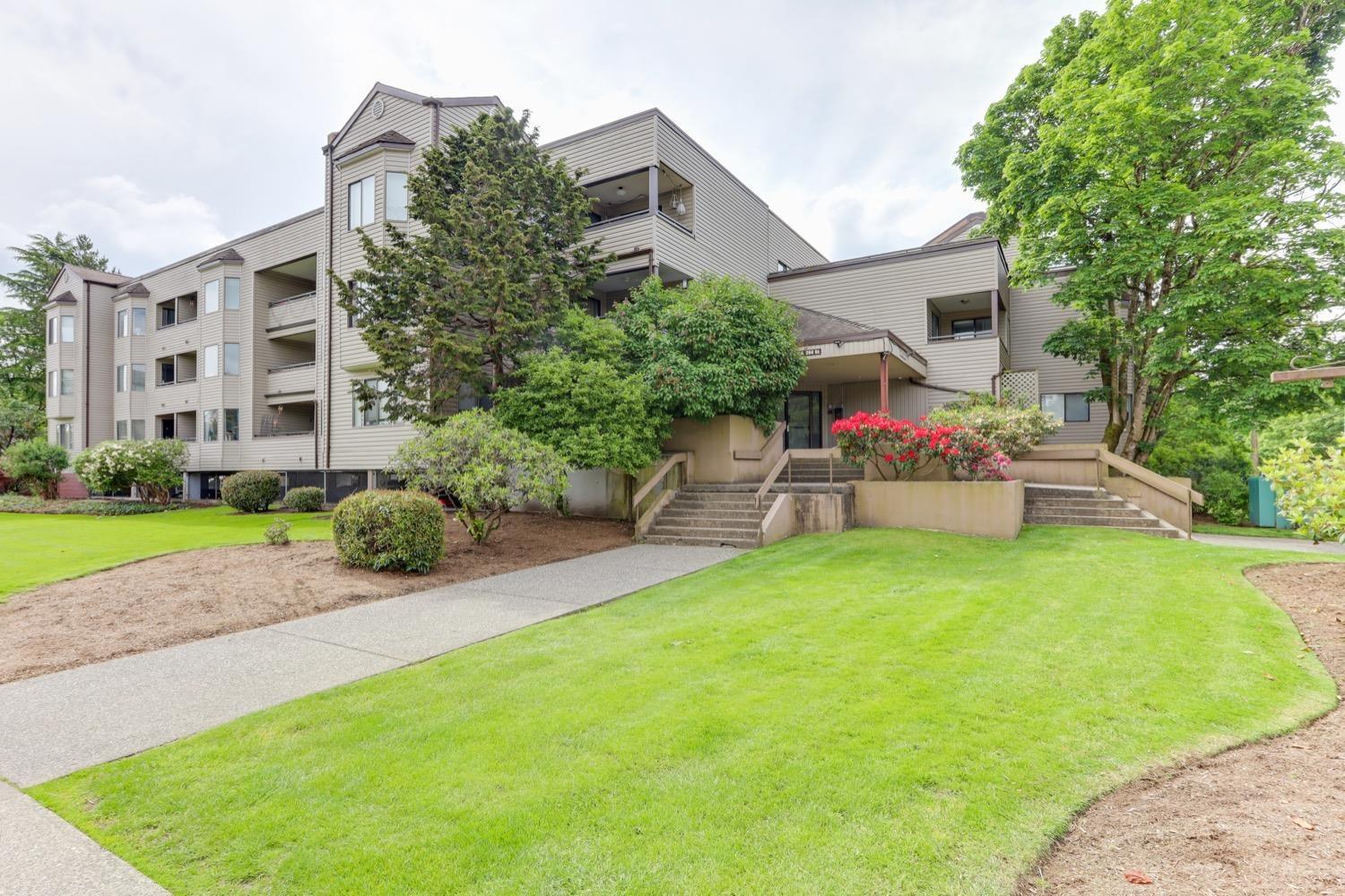 209-5294 204 Street, Langley, BC, V3A 1Z1
