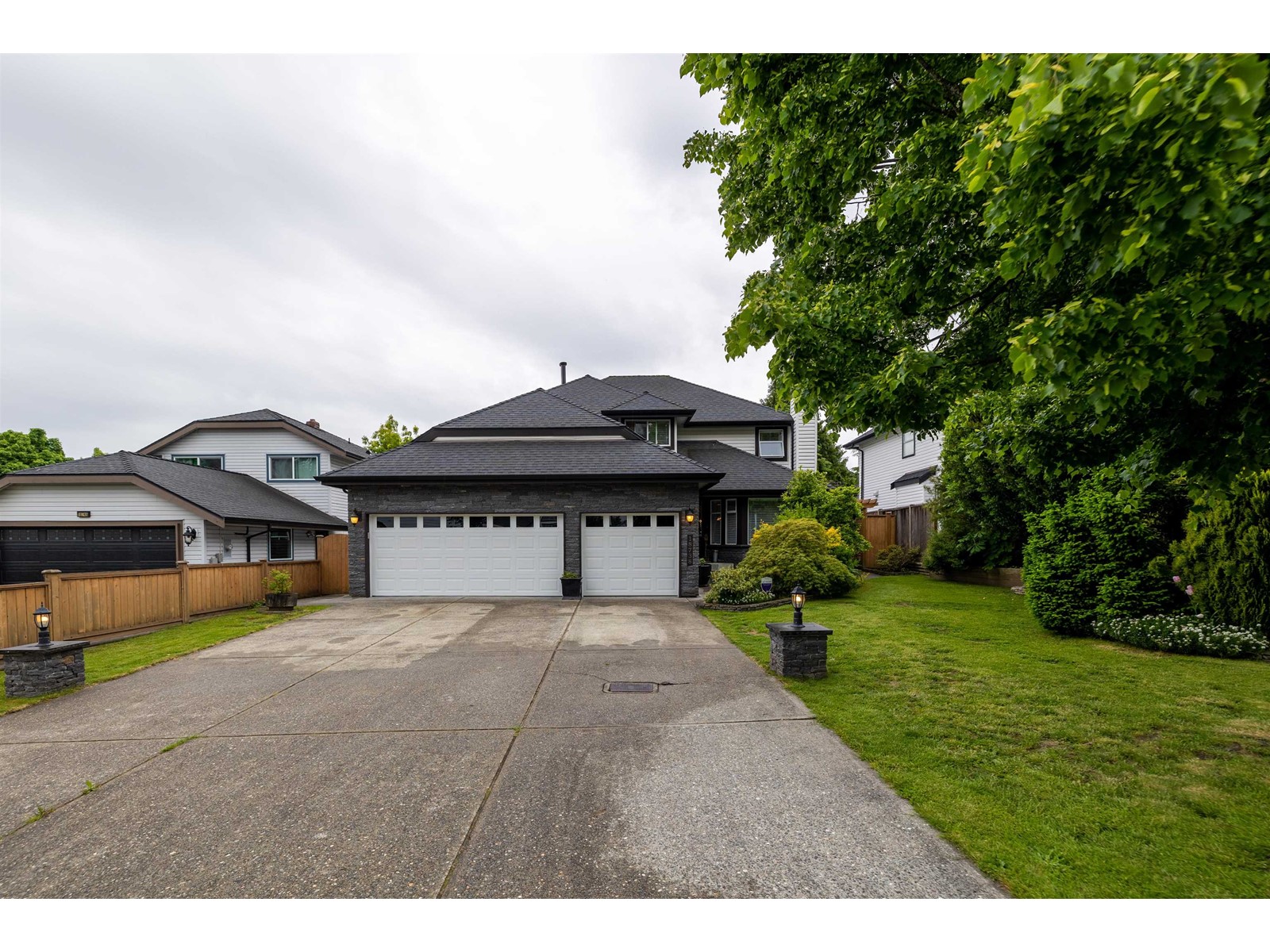 18738 56b Avenue, Surrey, BC, V3S 7N3