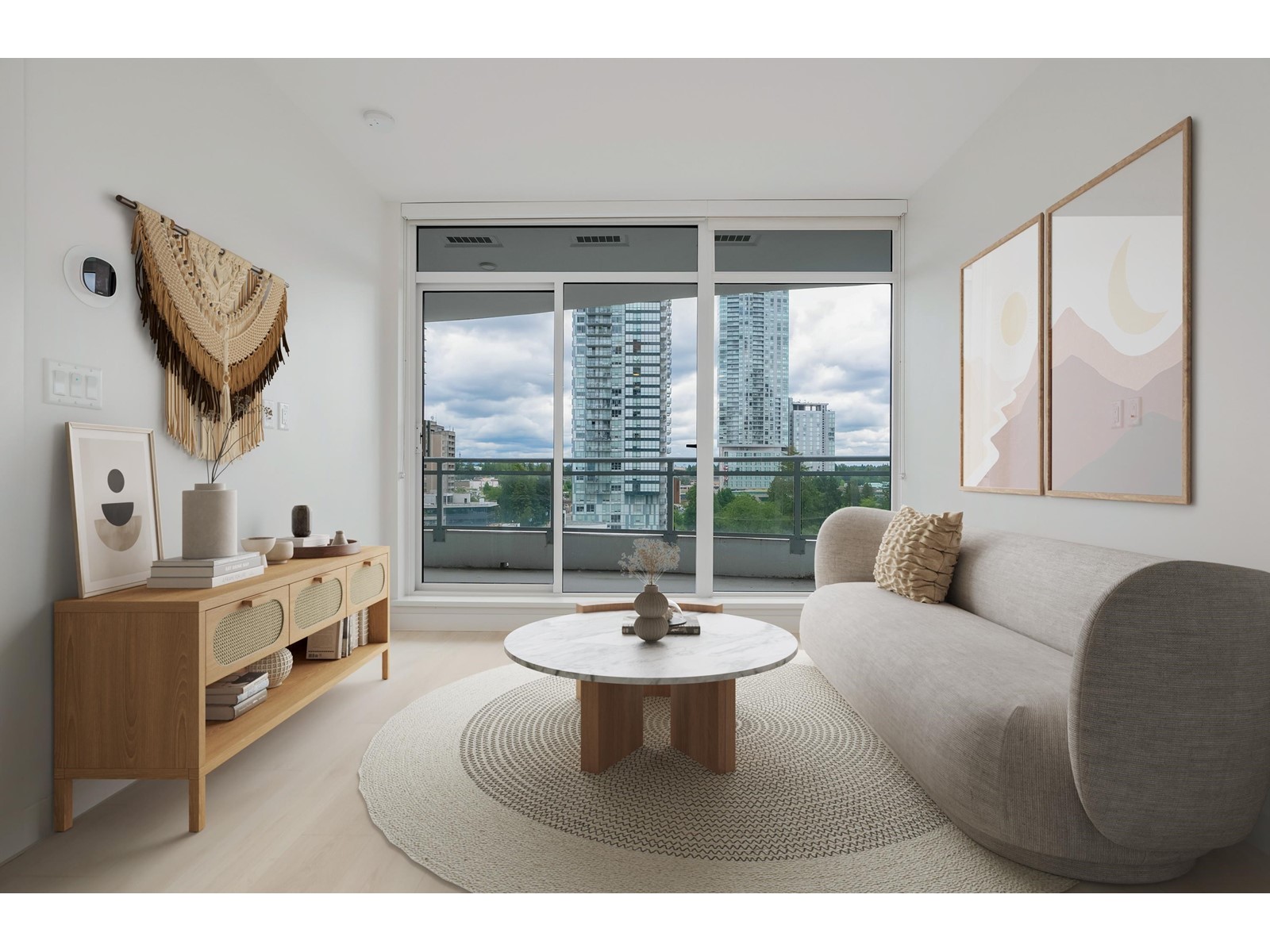 704-13318 104 Avenue, Surrey, BC, V3T 0R2