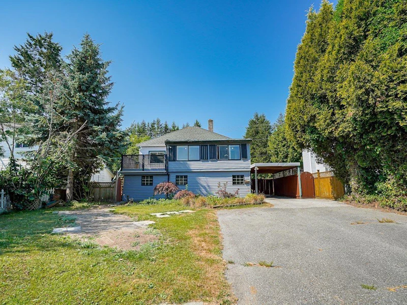 1852 King George Boulevard, Surrey BC V4A 5A1